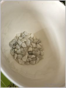 pebbles drainage pots